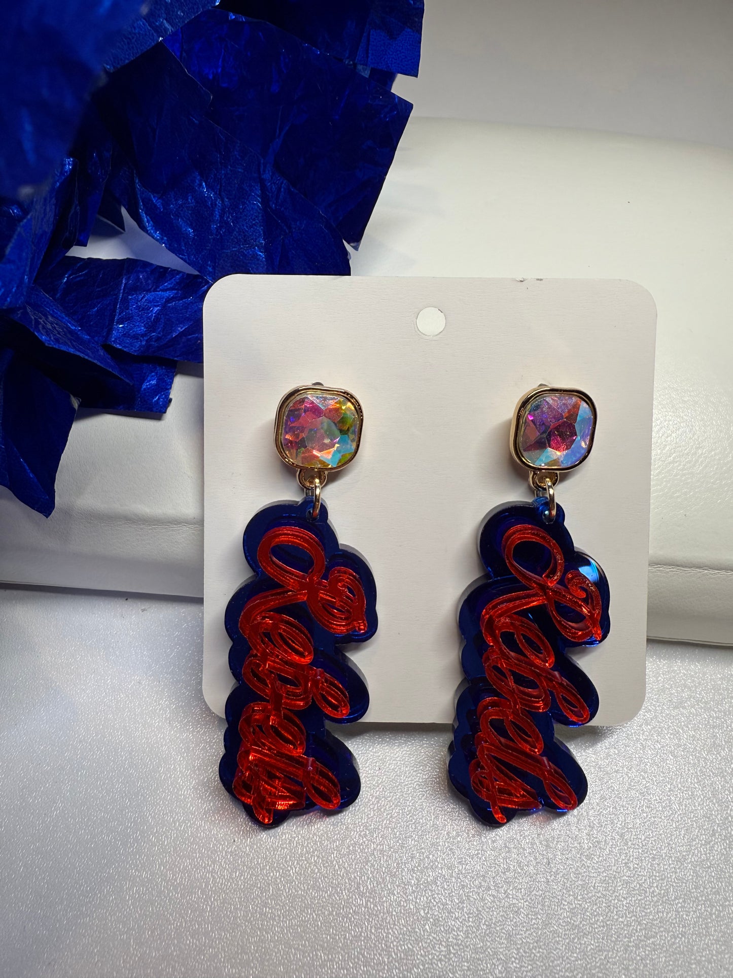 Double Acrylic Mascot - Thirty-One Boutique, LLC