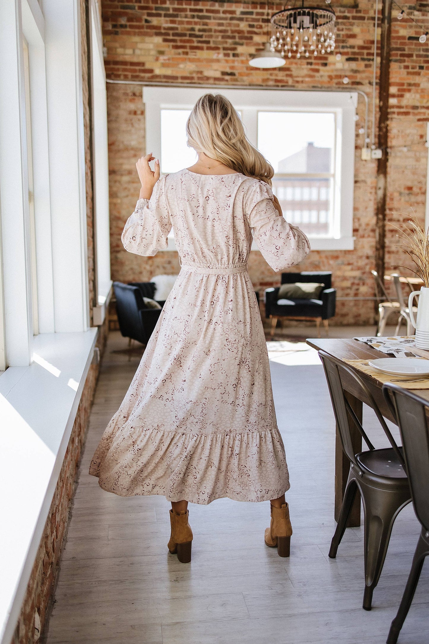 V-Neck Bubble Sleeve Maxi Dress | S-XL - Thirty-One Boutique, LLC