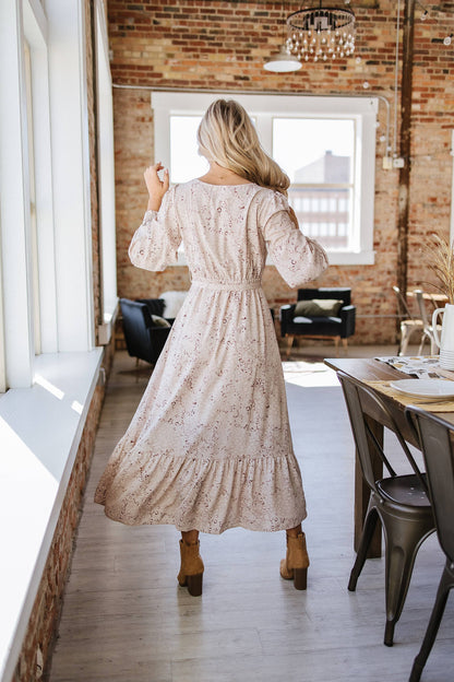 V-Neck Bubble Sleeve Maxi Dress | S-XL - Thirty-One Boutique, LLC