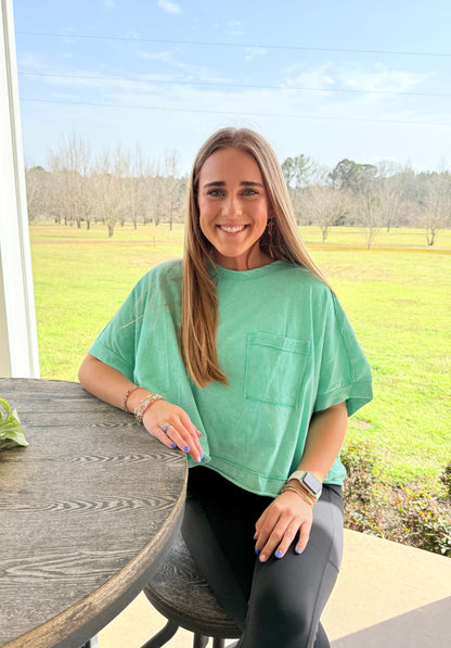 oversized cropped T-Shirt - Thirty-One Boutique, LLC